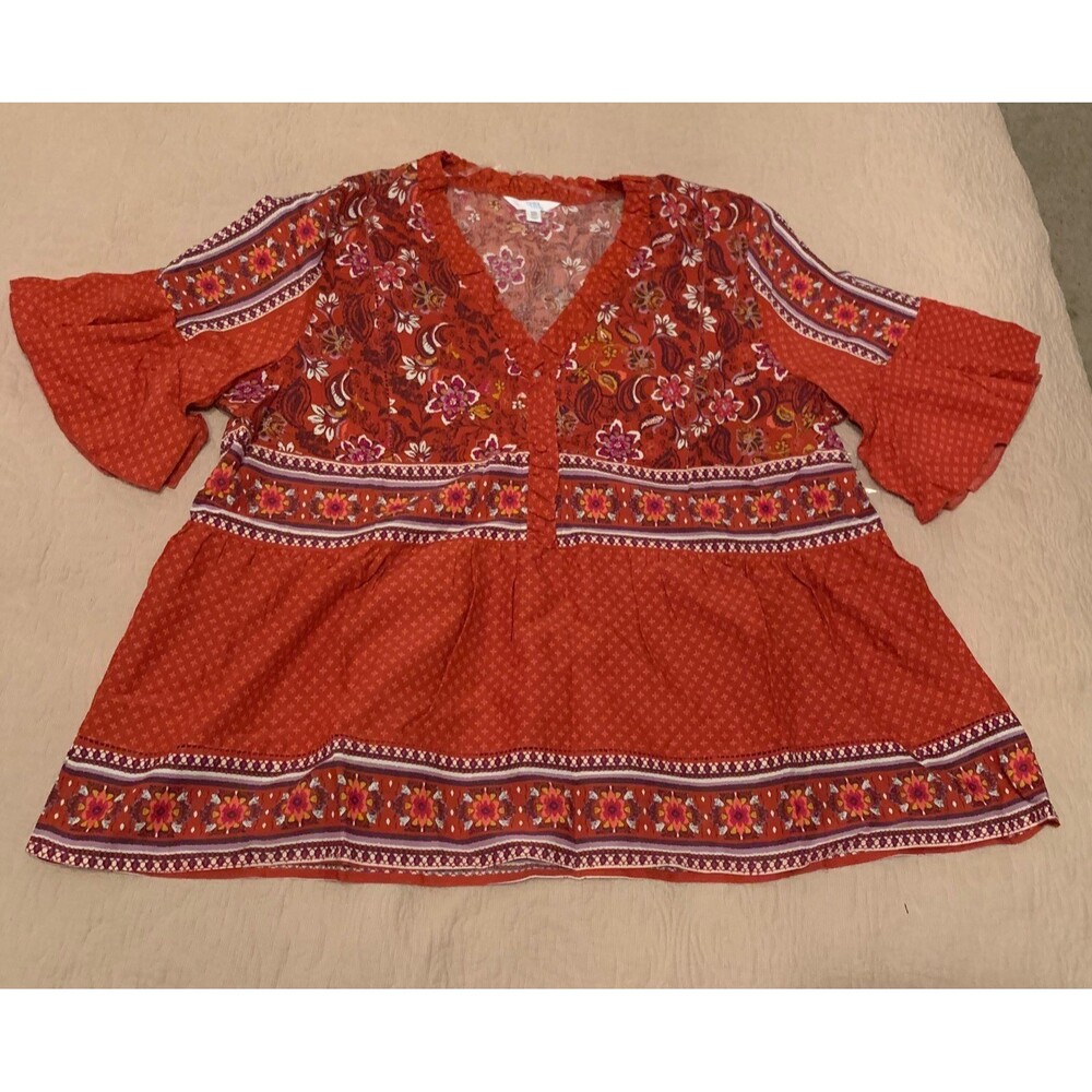 Wmens 3/4 length ruffle sleeve blouse